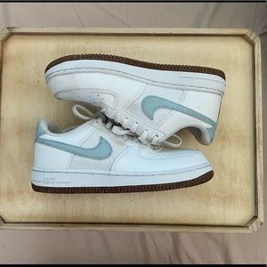 Nike Indigo Air Force 1s Bleed into Indigo blue indigo